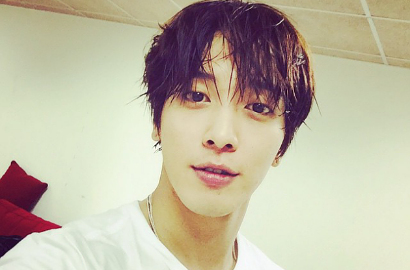 Foto Selca Yong Hwa CN Blue Jadi Gendut Bikin Fans Kaget