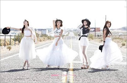 Girl's Day Hidupkan Tokoh-Tokoh Film Lawas di Teaser Foto 'Ring My Bell'