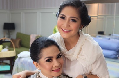 Intip Gaya Keren Ibu Nagita Slavina dan Marsha Tengker Pakai Sneakers