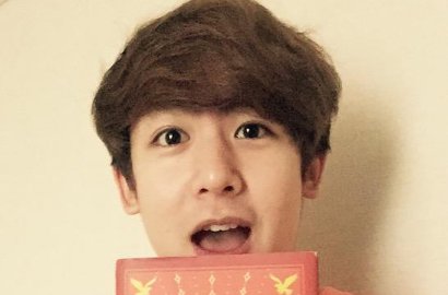 Keren, Nichkhun 2PM Pamer Kado dari Idolanya, Paulo Coelho