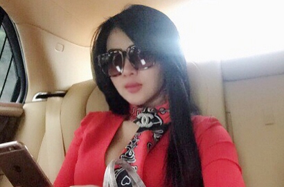 Syahrini Niat Selfie Tanpa Makeup Agar Cantik Alami