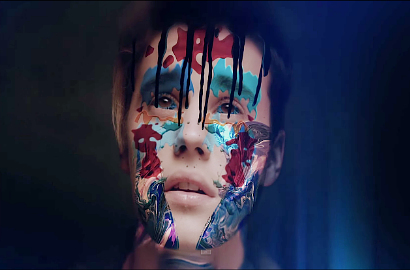 Artistik, Tubuh Justin Bieber Dipenuhi Cat di MV 'Where Are U Now'