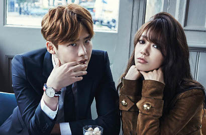 Usai Foto, Dispatch Juga Rilis Video Kencan Lee Jong Suk-Park Shin Hye