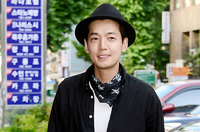Pacar Sooyoung, Jung Kyung Ho Menangis di Film Romantis 'Amor'