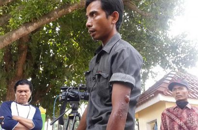 Terbakar, Tukang Bangunan Ini Masih Selamat dari Hercules Jatuh