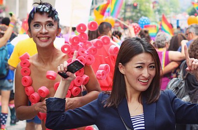 Manajer Tanggapi Tuduhan Aming Dukung Pernikahan Sesama Jenis di Amerika