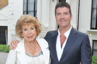 Simon Cowell Berduka Sang Ibunda Berpulang di Usia 89 Tahun