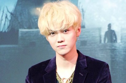 Merdunya Suara Luhan Eks EXO di MV 'Please Come to the Great Wall to Ski'