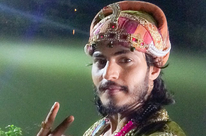 Ravi Bhatia 'Salim' Selfie Bareng Siddharth Nigam 'Ashoka', Ganteng Mana?