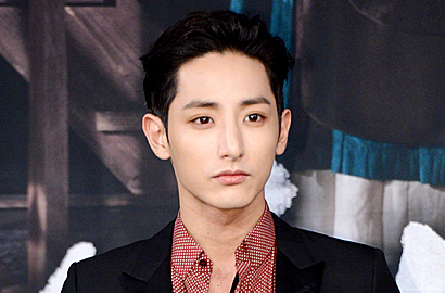 Lee Soo Hyuk Ngaku Digoda Kim Woo Bin Cs Jadi Vampir di 'Scholar Walks the Night'