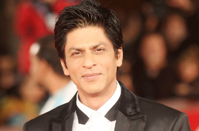 Shahrukh Khan Sesalkan Ulah Fans Coreti Pagar Bungalow Mannat Miliknya