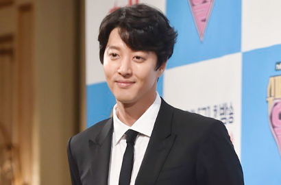 Lee Dong Gun Minta Publik Dukung Hubungannya dengan Jiyeon
