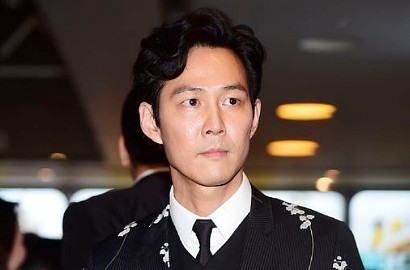 Bintangi 'Reversal Blade', Lee Jung Jae Ke Tiongkok Demi Belajar Bahasa Mandarin