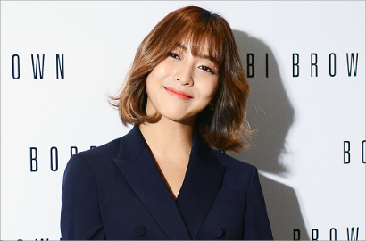 Penampilan Barunya Mirip BoA, Luna f(x) Diduga Keras Operasi Plastik