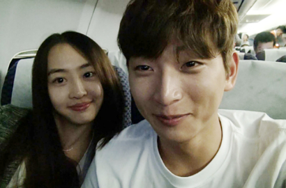 Romantisnya Jinwoon 2AM Gendong Dasom Sistar di 'Laws of the Jungle'