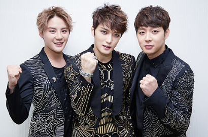 Liburan Wamil, Jaejoong Habiskan Waktu Bersama Junsu dan Yoochun JYJ