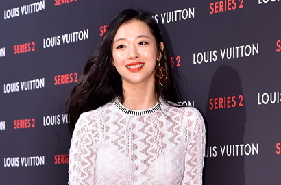 Sudah Tak Peduli f(x), Sulli Pamer Kesenangan Liburan di Eropa