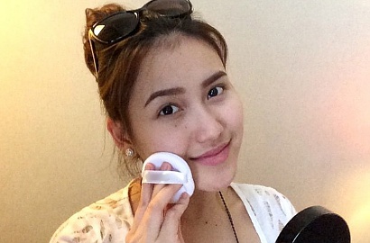Didukung Zaskia Sungkar, Ayu Ting Ting Makin Cantik Tampil Berhijab