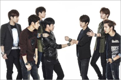 Infinite Dihantui Wanita Misterius di MV Comeback 'Bad'
