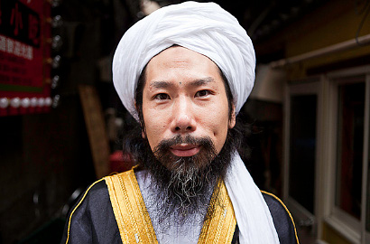 Dulunya Anggota Geng Yakuza, Taki Takazawa Kini Jadi Imam Besar