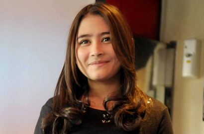 Kangen Formasi Lama 'GGS', Prilly Pamer Foto Seru dengan Ricky Cuaca Cs
