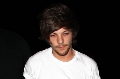 Louis Tomlinson 1D Akan Jadi Ayah, Directioners Bikin Meme Kocak