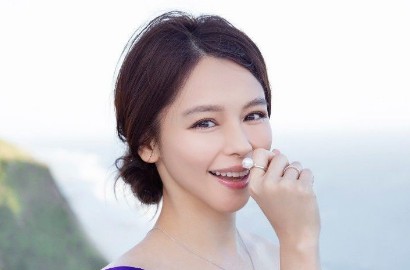 Hamil Tua, Vivian Hsu Alami Pembengkakan Kaki