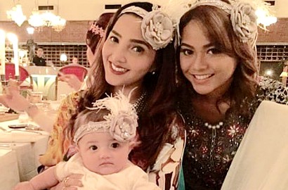 Cantiknya Trio Ashanty, Aurel dan Arsy dengan Kaftan Pink Berenda