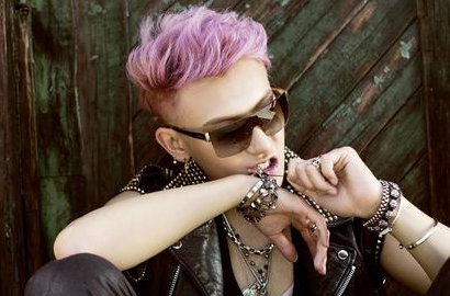 Tao 'Bagaikan' Harimau Putih di MV Debut Solo Tiongkok 'T.A.O'