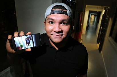 Teganya Anak Kandung Tampar Ibunya yang Sudah Tua Renta