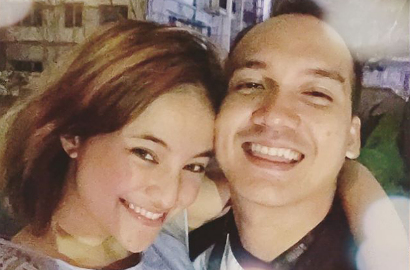 Foto Kaki Marshanda di Perut Egi John Bikin Netter Kesal?