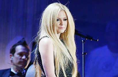Avril Lavigne Tampil untuk Pertama Kali Sejak Sakit Keras di Special Olympics