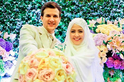Manajer Stuart dan Ibu Risty Tagor Tanggapi Isu Perceraian