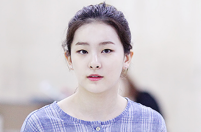 Nggak Punya Double Eyelid, Seulgi Red Velvet Malah Banjir Pujian