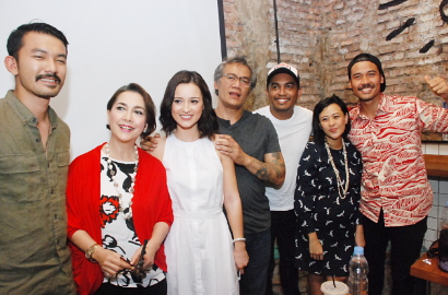Ini Alasan Produser Pilih Kota Praha Jadi Latar Film 'Surat dari Praha'