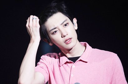 EXO-L Tak Terima Chanyeol Dikritik Karena Fotonya Dianggap Memaki