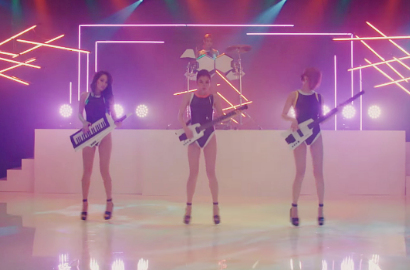 Wonder Girls Tampikan Gaya Seksi Gadis 80-an di MV 'I Feel You'