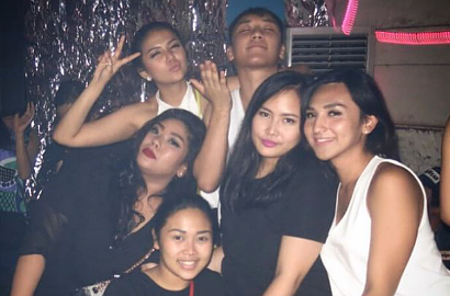 Foto Bareng Seungri dan Taeyang Big Bang, Dena Rachman Diprotes Netter