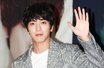 Tampil Tanpa Make Up, Ketampanan Yong Hwa CN Blue Panen Pujian