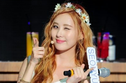 Pakai Baju Hitam Ketat Tanpa Lengan, Seohyun SNSD Pamer Paha Mulus