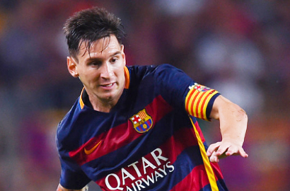 Lihat Video Lionel Messi Tiba-Tiba Ngamuk dan Cekik Pemain AS Roma