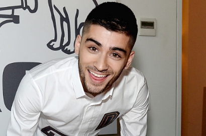 Zayn Malik Buka Suara Usai Kabar Putus dari Tunangan