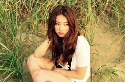 Posting Foto Misterius di Instagram, Suzy Stres?