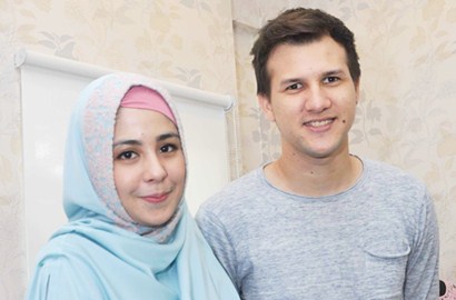 Risty Tagor Bolak Balik ke Dokter Gara-Gara Stres Soal Rumah Tangganya?
