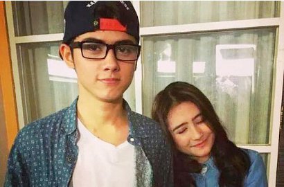 Aliando dan Prilly Malu-Malu Saat Duduk Sebelahan di Jumpa Pers HUT SCTV ke-25