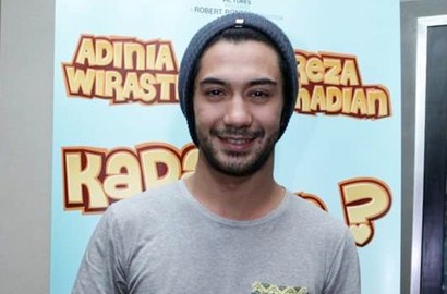 Reza Rahadian: Isi Suara di 'Battle of Surabaya' Sama Seperti Akting Langsung