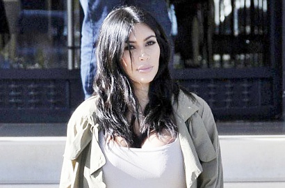 'Iklankan' Produk Obat, Kim Kardashian Dianggap Menyesatkan