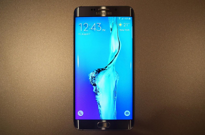 Desain Cantik, Samsung Galaxy S6 Edge Plus Siap Jadi Supermodelnya Ponsel