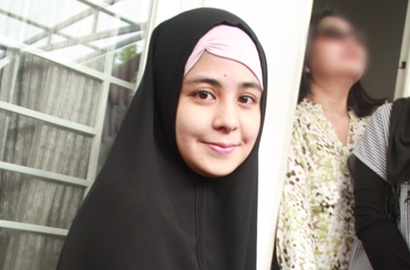 Kejamnya Stuart Collin Oleskan Sambal ke Anak Risty Tagor
