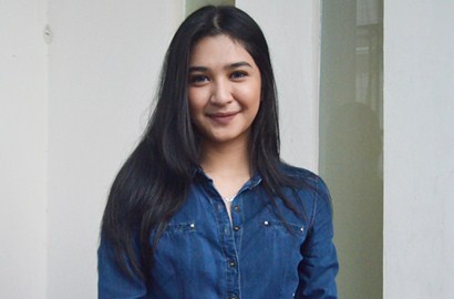Sudah Dewasa, Mikha Tambayong Ternyata Masih 'Anak Mama'